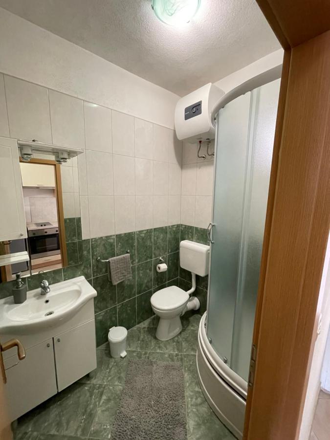 Ivan I Matej Apartments Blace Ngoại thất bức ảnh