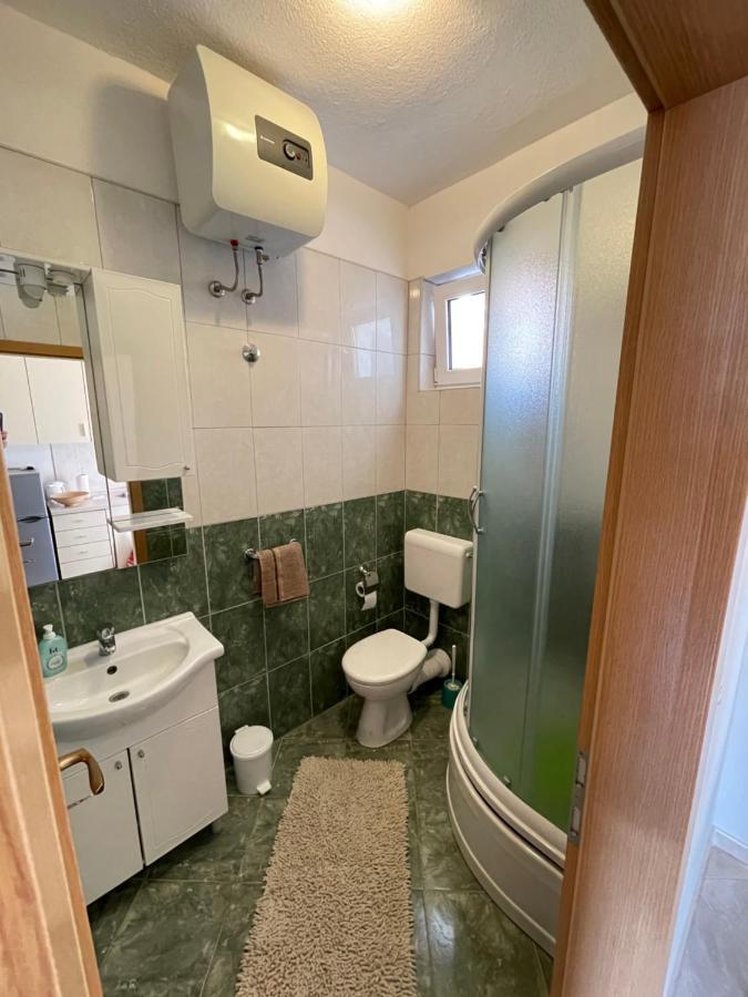 Ivan I Matej Apartments Blace Ngoại thất bức ảnh