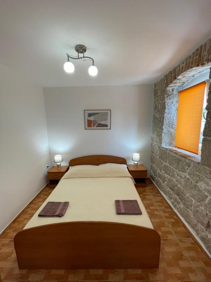 Ivan I Matej Apartments Blace Ngoại thất bức ảnh