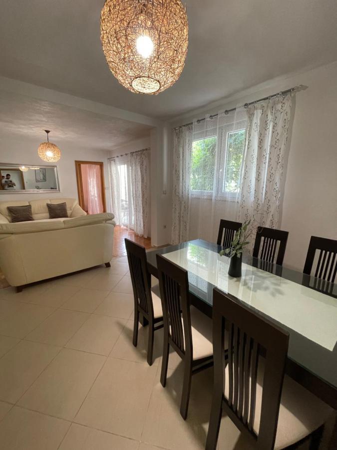 Ivan I Matej Apartments Blace Ngoại thất bức ảnh