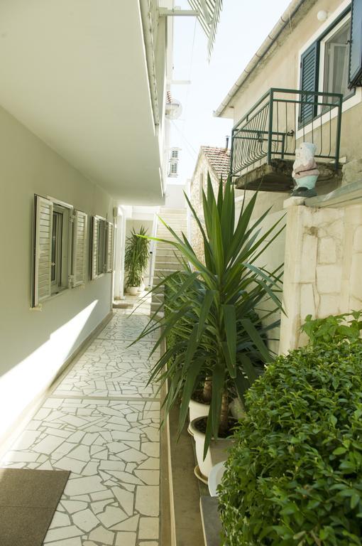 Ivan I Matej Apartments Blace Ngoại thất bức ảnh