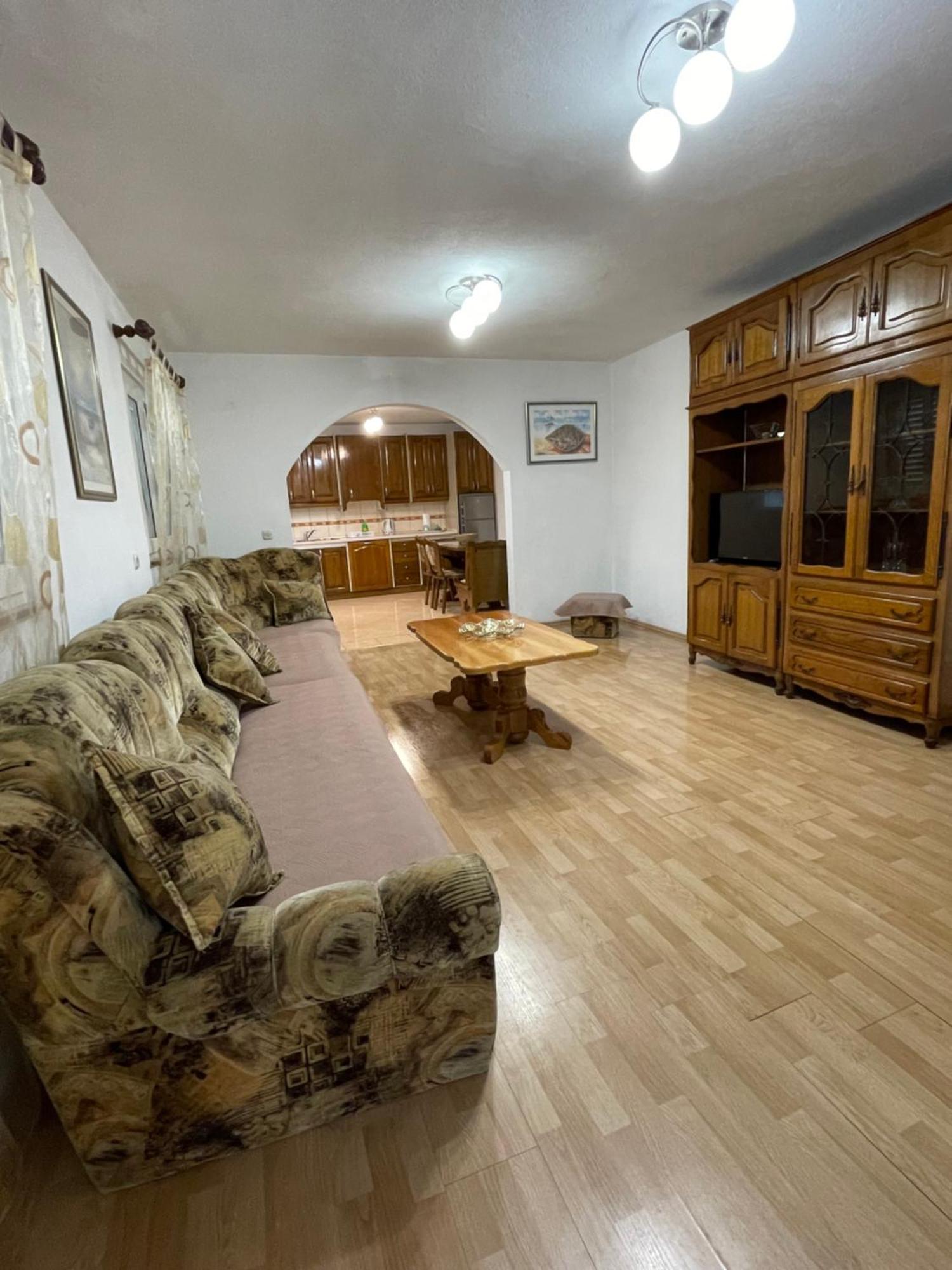Ivan I Matej Apartments Blace Ngoại thất bức ảnh