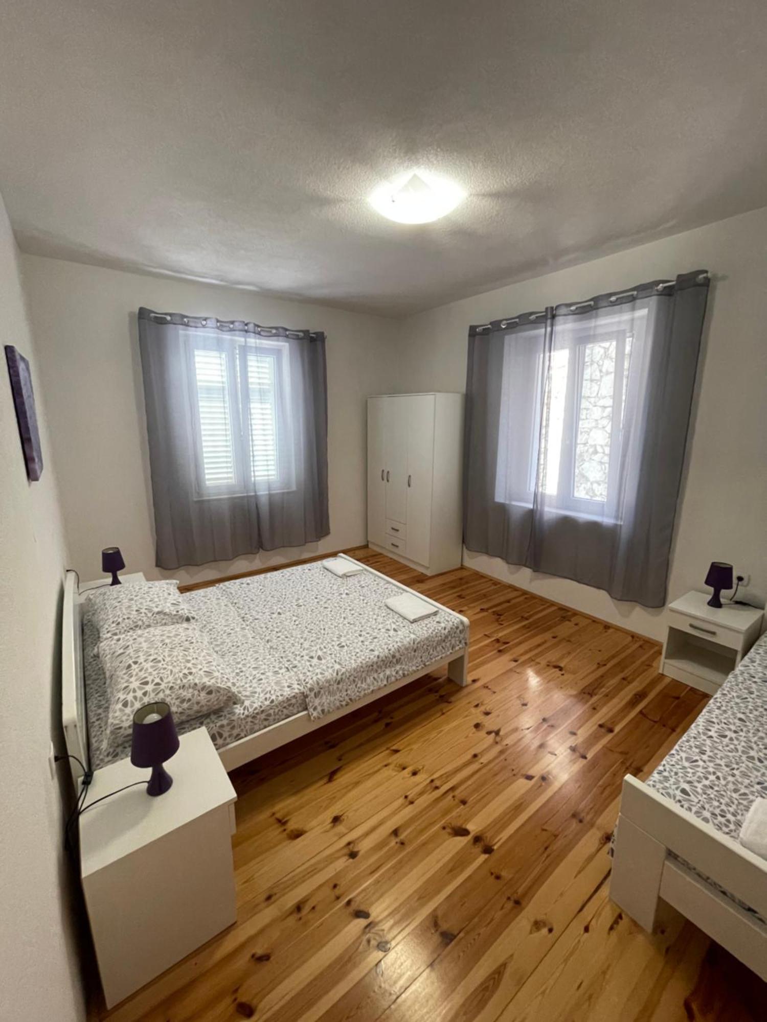 Ivan I Matej Apartments Blace Ngoại thất bức ảnh