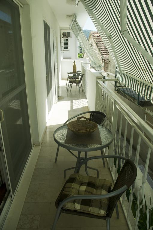 Ivan I Matej Apartments Blace Ngoại thất bức ảnh